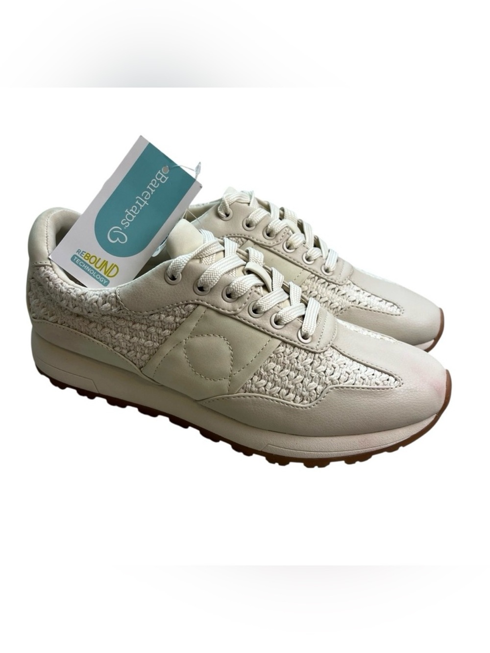 BareTraps NEW Gwenda Cream Size 8 Lace Up Sneakers